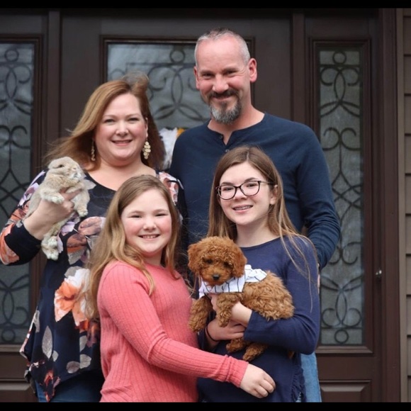 Meet your Posher, Danielle - Picture 6 of 6